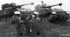 "Тигры" Порше во время показа высшим руководителям III рейха. 20 апреля 1942 г.